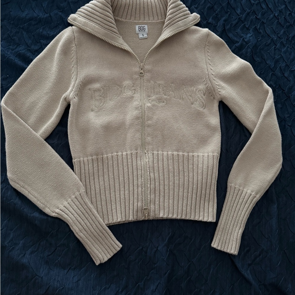 BDG Cream Ribbed Knit Cardigan Cropped Design